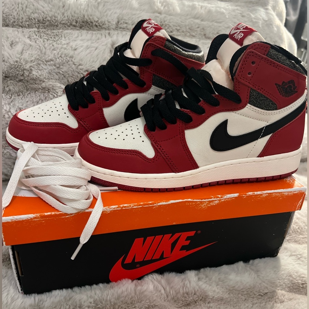 Air Jordan 1 Retro High OG GS “Chicago lost and found”